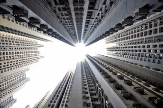 Illustration for article titled Espectaculares imágenes de edificios en perspectiva vertical